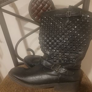 Torrid size 12 Wider Width & Stretch Calf Comfy Rubber Bottoms